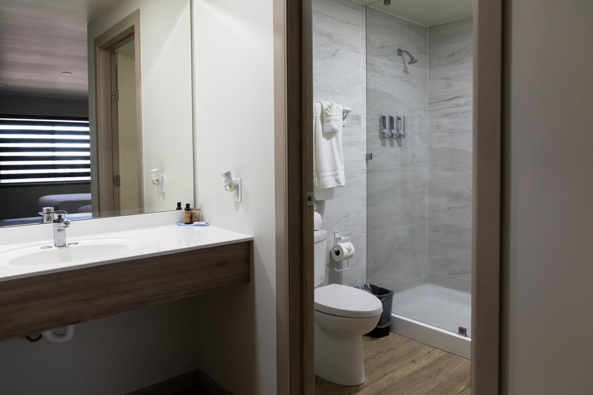 La Huerta Inn & Suites Cuauhtémoc Kültér fotó